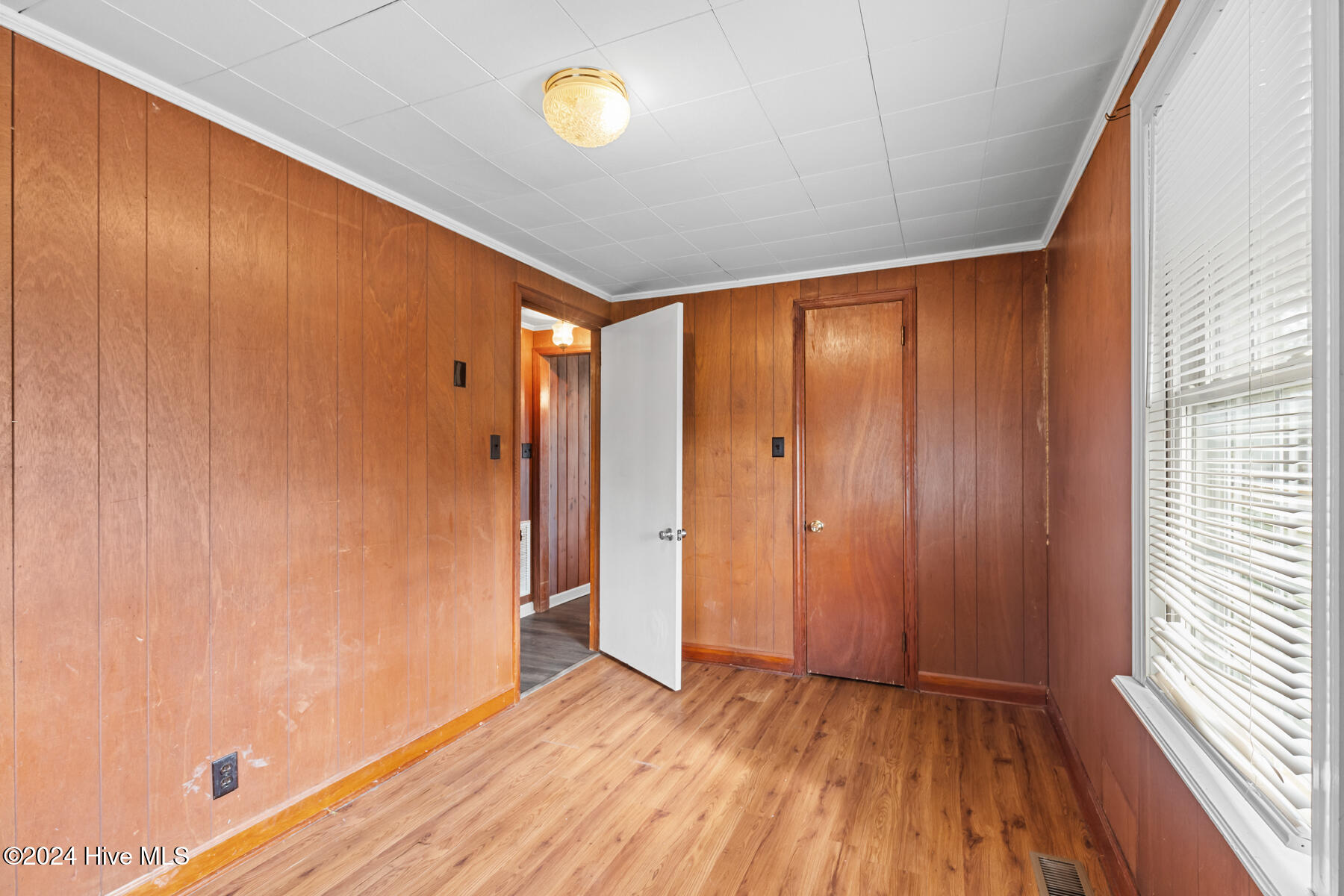 109 Queens Road Jacksonville, NC 28540 - Photo 13 of 18 queen-10