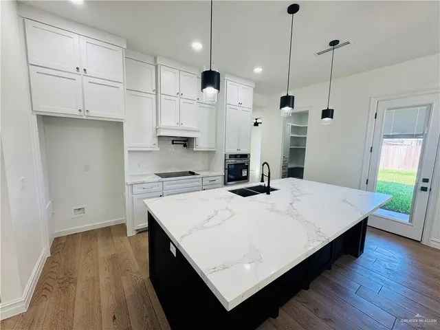 $360,000 | 559 Kiki Street, Edinburg, TX 78542