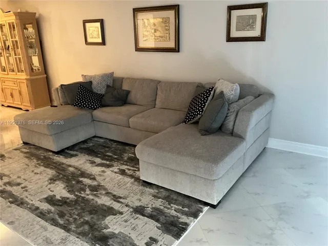 $2,399 | 400 Leslie Drive, Unit 207, Hallandale Beach, FL 33009