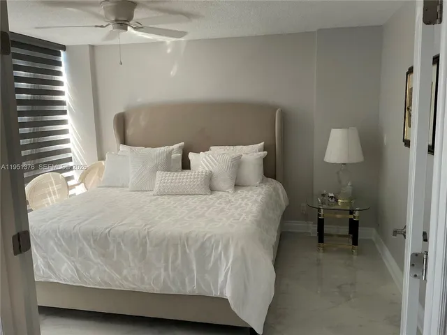 $2,399 | 400 Leslie Drive, Unit 207, Hallandale Beach, FL 33009