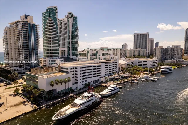 $2,399 | 400 Leslie Drive, Unit 207, Hallandale Beach, FL 33009