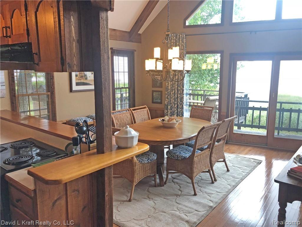 4726 Port Austin Road Caseville, MI 48725 - Photo 8 of 32 4726PtAustinDining2.jpg