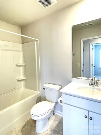 $3,050 | 14019 Martin Hl Way, Charlotte, NC 28277