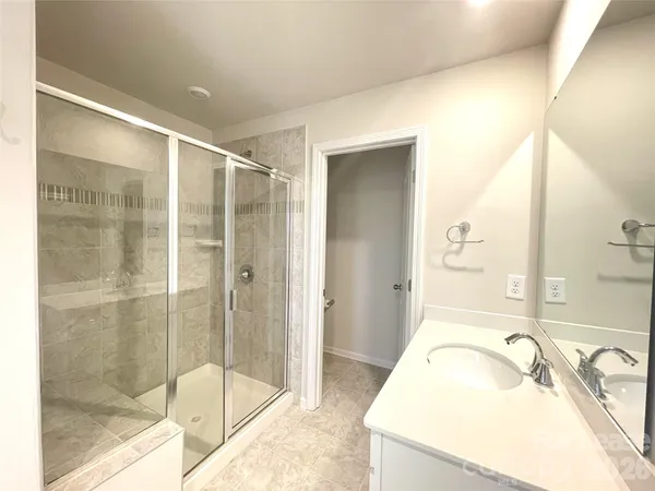 $3,050 | 14019 Martin Hl Way, Charlotte, NC 28277