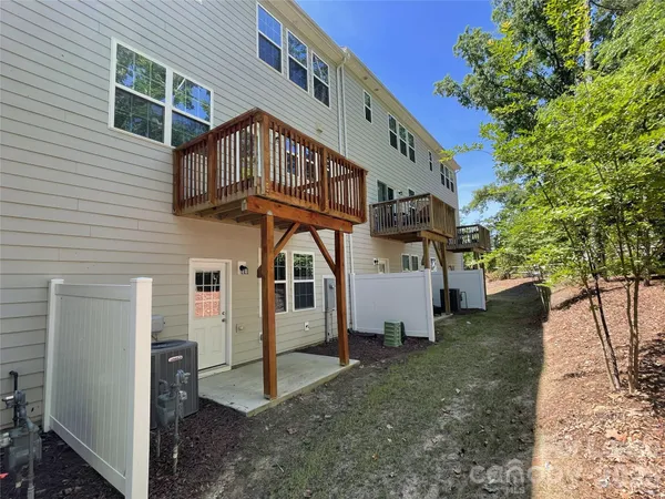 $3,050 | 14019 Martin Hl Way, Charlotte, NC 28277