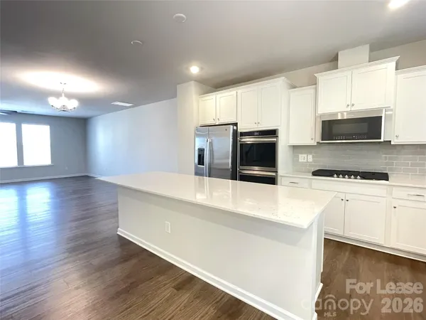 $3,050 | 14019 Martin Hl Way, Charlotte, NC 28277