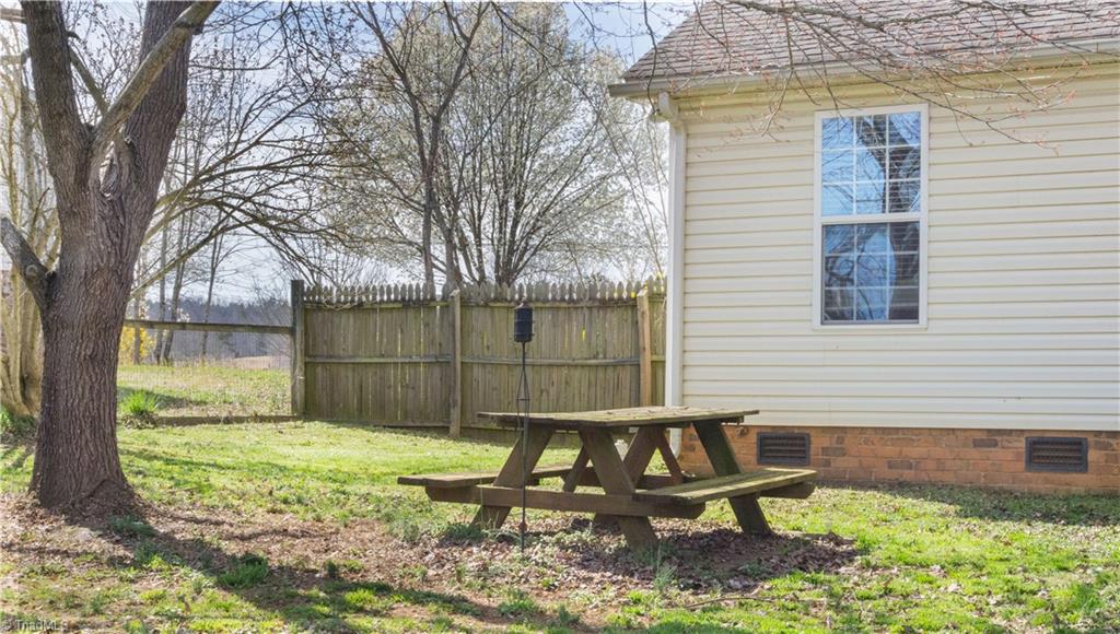 634 Fuller Mill Road North Trinity, NC 27370 - Photo 3 of 18