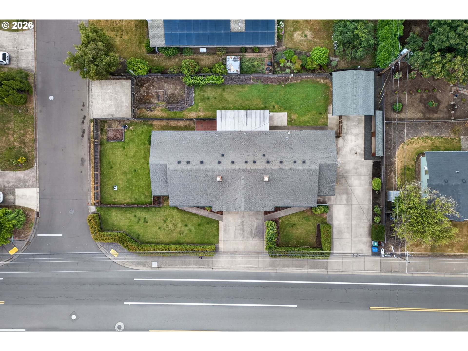 447 Maxwell Road Eugene, OR 97404 - Photo 45 of 47