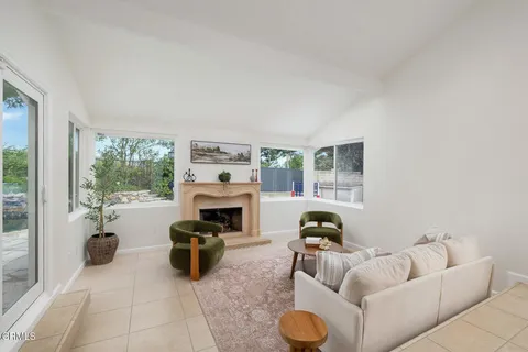 $1,049,000 | 5388 Indian Hills Drive, Simi Valley, CA 93063