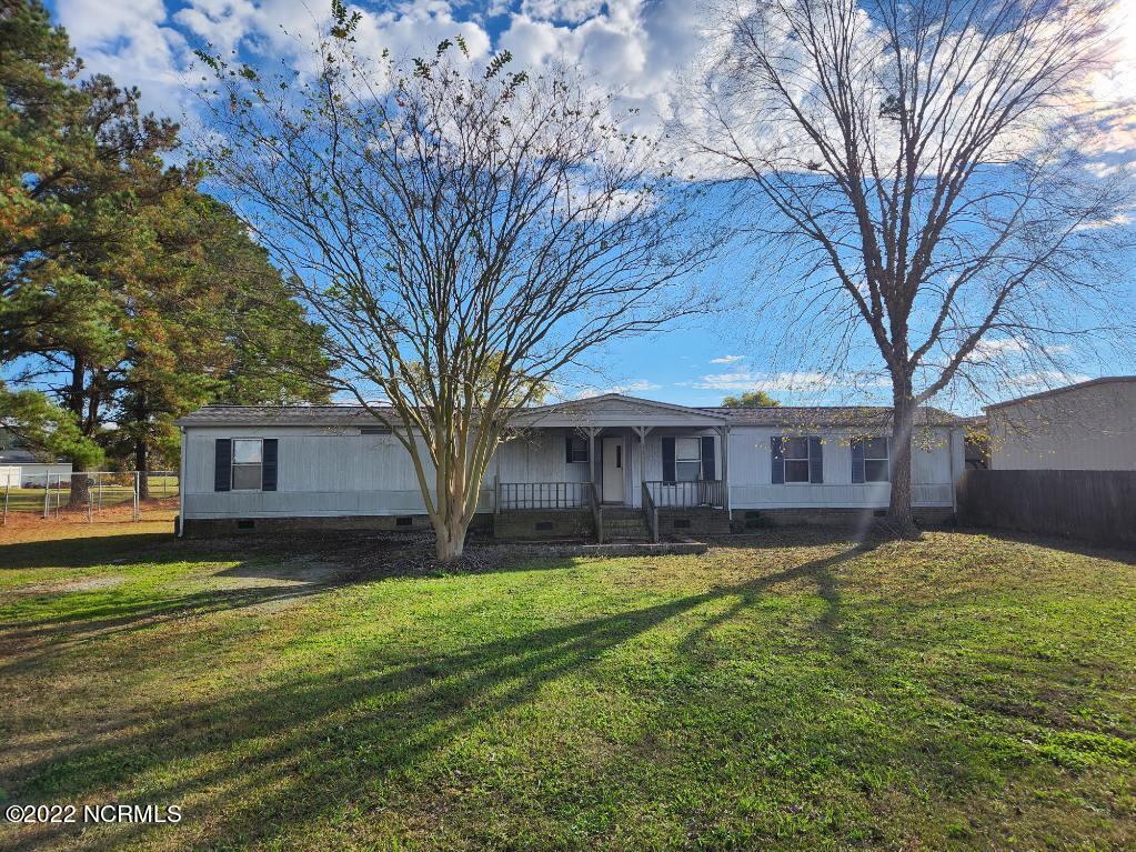 135 Hodges Road Chocowinity, NC 27817 - Photo 1 of 15 135 Hodges Rd