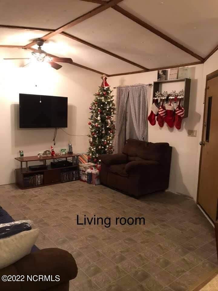 135 Hodges Road Chocowinity, NC 27817 - Photo 6 of 15 135 Hodges Rd