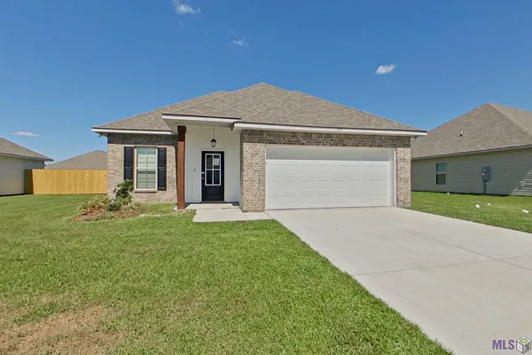 $1,855 | 105 Hendrix Road, Carencro, LA 70520