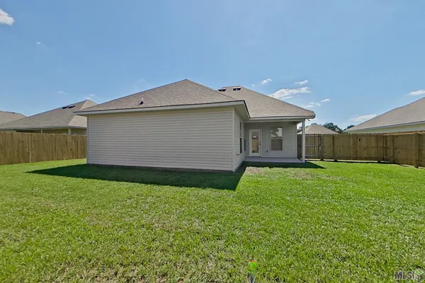 $1,855 | 105 Hendrix Road, Carencro, LA 70520