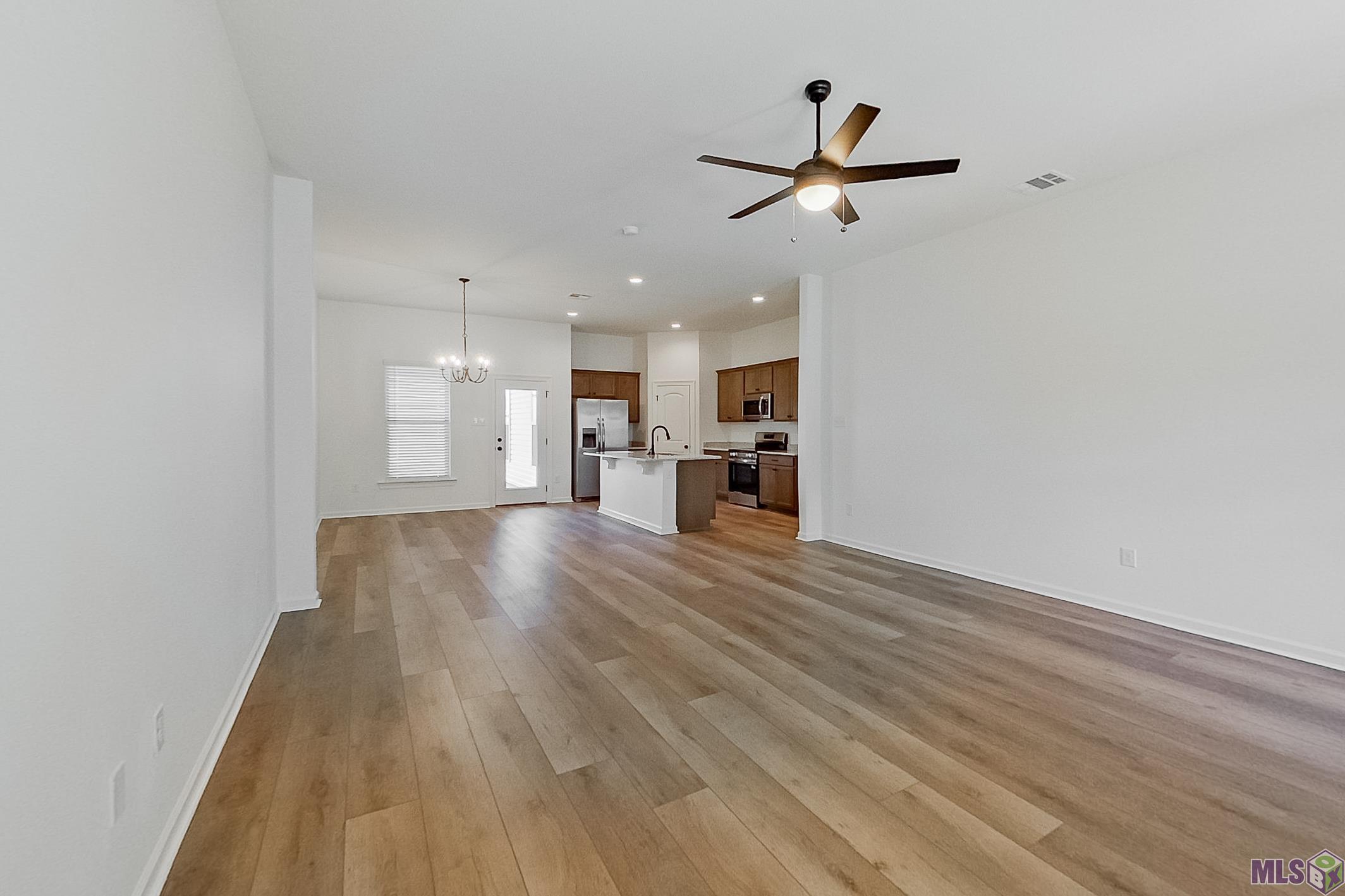 105 Hendrix Road Carencro, LA 70520 - Photo 4 of 23