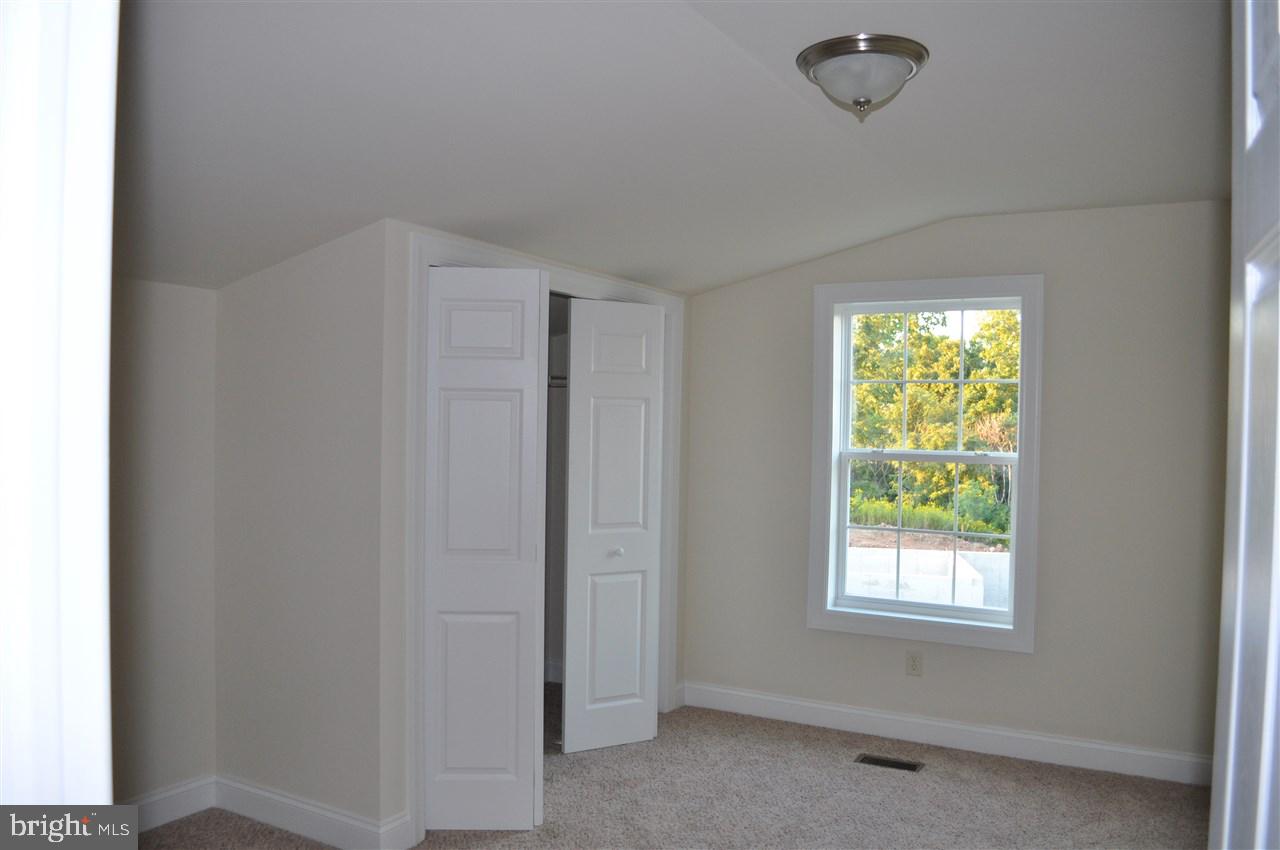 391 Riviera Street Mount Wolf, PA 17347 - Photo 13 of 21 Gallery Image 13
