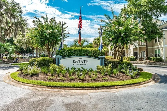 $157,900 | 100 Kensington Boulevard, Unit 313, Bluffton, SC 29910