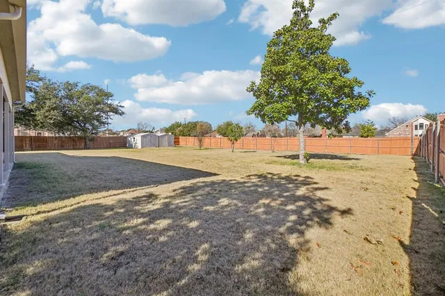 $649,999 | 237 Mimosa Drive, Murphy, TX 75094
