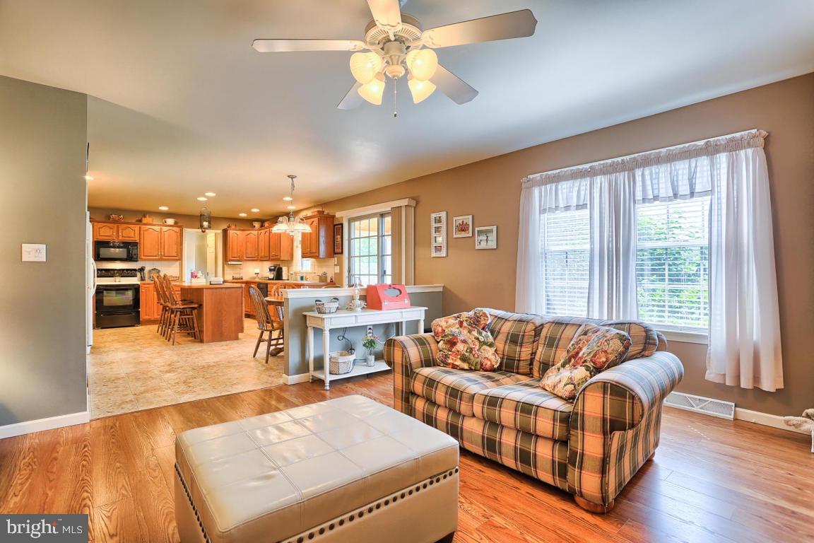 1113 Orchard Road Lititz, PA 17543 - Photo 15 of 40