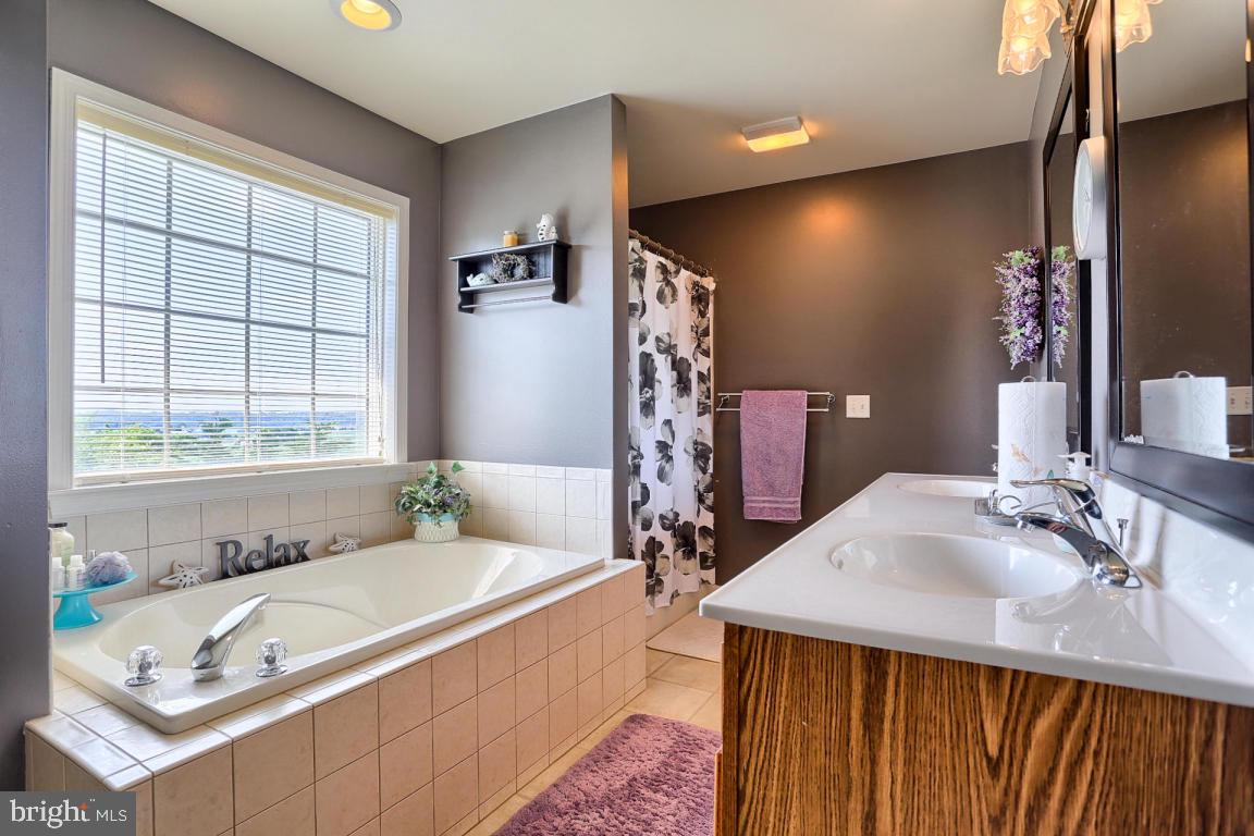 1113 Orchard Road Lititz, PA 17543 - Photo 21 of 40