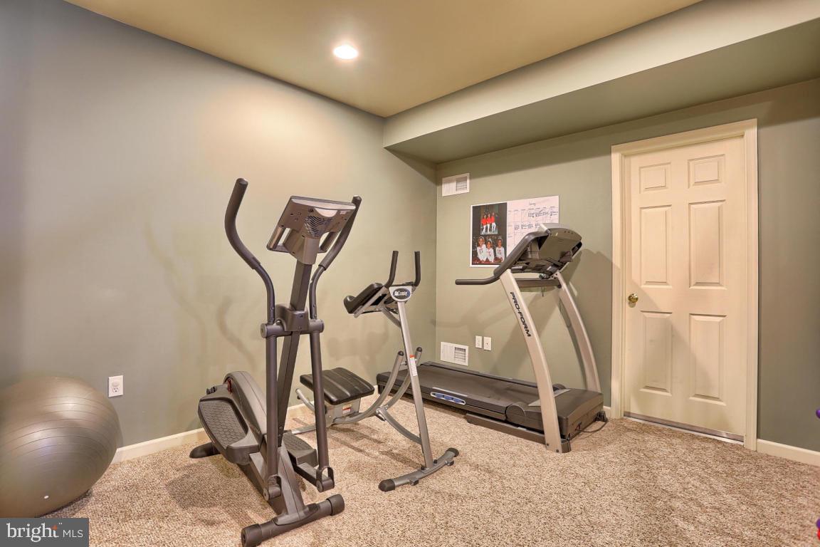 1113 Orchard Road Lititz, PA 17543 - Photo 26 of 40
