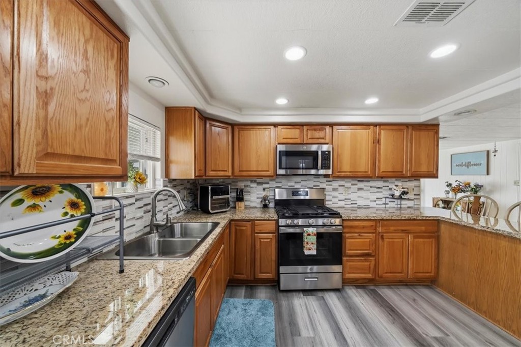 15252 Seneca Road, Unit 100 Victorville, CA 92392 - Photo 14 of 25