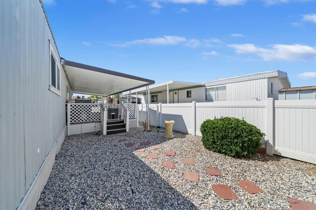 15252 Seneca Road, Unit 100 Victorville, CA 92392 - Photo 24 of 25