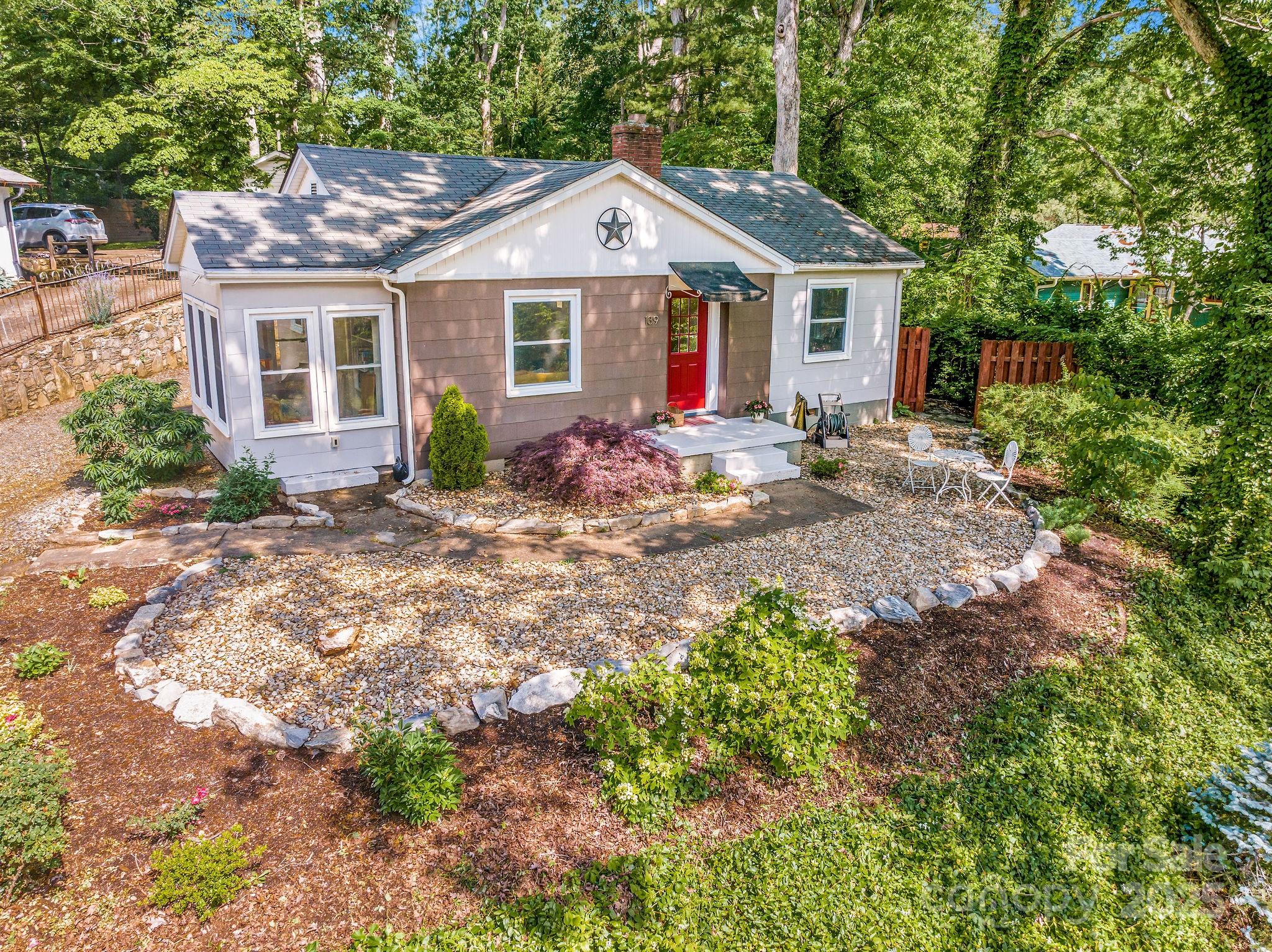 139 Beverly Road Asheville, NC 28805 - Photo 32 of 46 Gallery Image 32