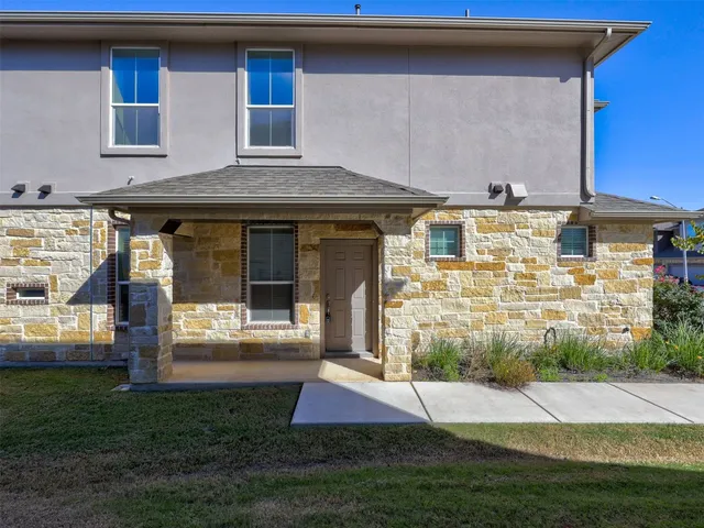 $1,995 | 408 Epiphany Lane, Pflugerville, TX 78660