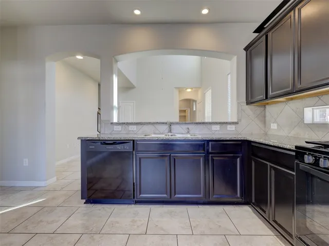 $1,995 | 408 Epiphany Lane, Pflugerville, TX 78660