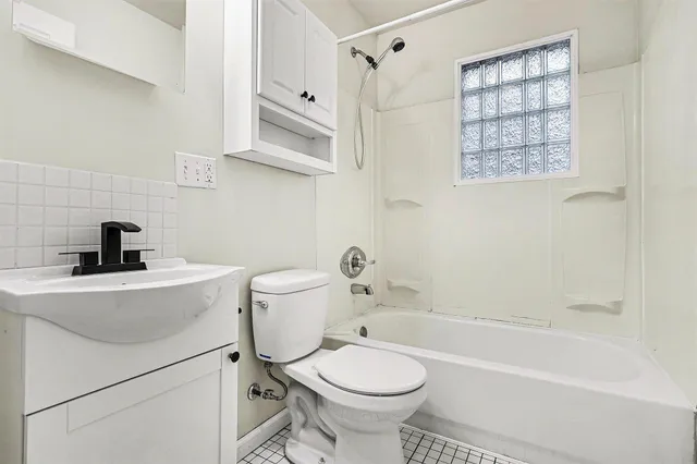 $145,000 | 270 Helmar Court, Benton Harbor, MI 49022