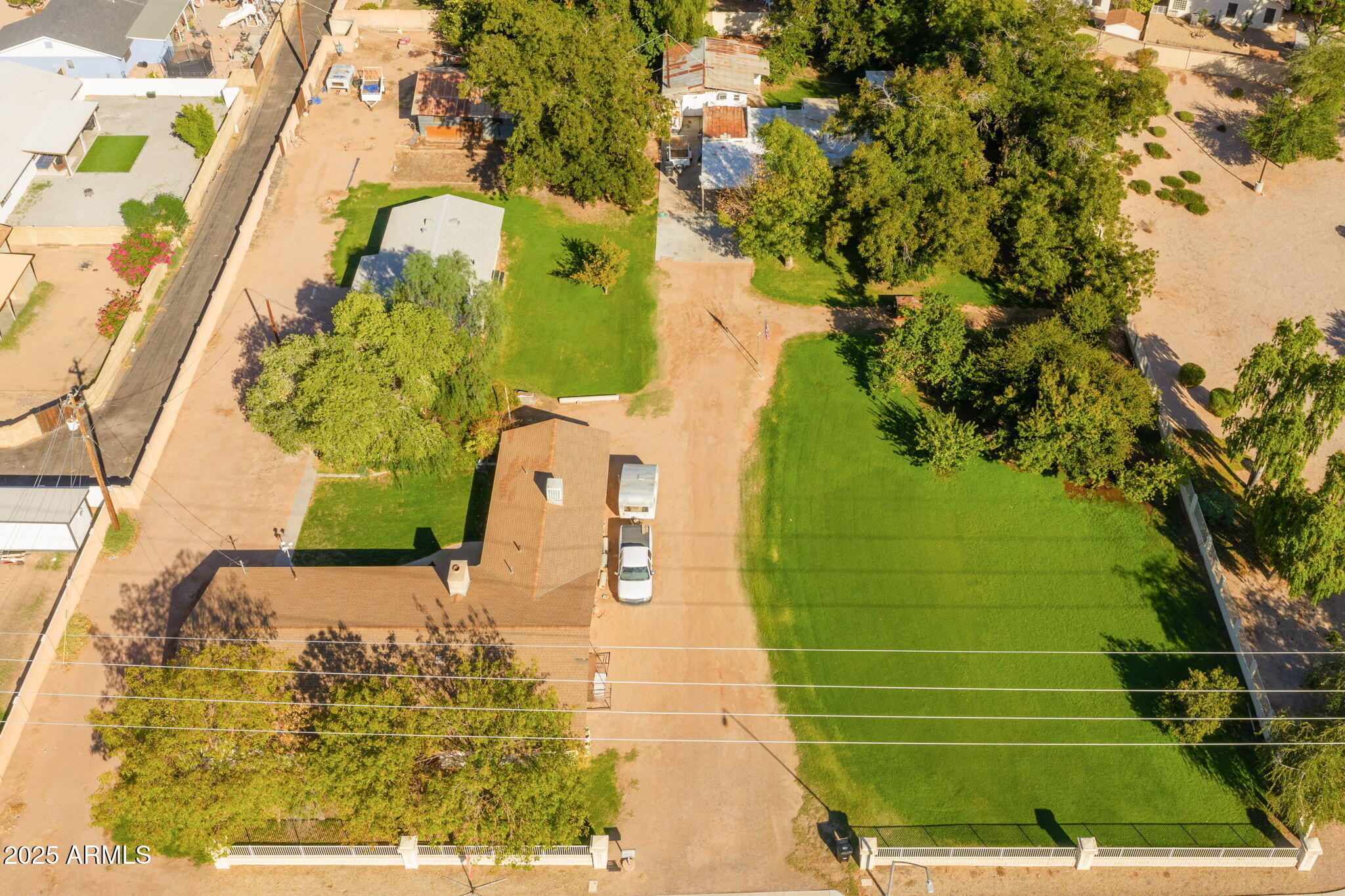 333 South Cooper Road Chandler, AZ 85225 - Photo 8 of 68 a view of a yard