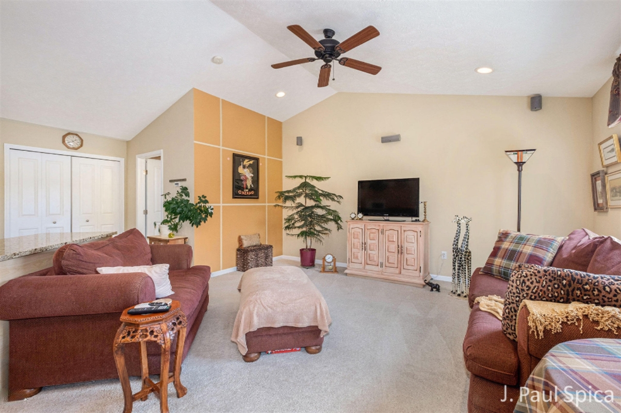 1345 Nevada Ridge Drive Southwest, Unit 46 Byron Center, MI 49315 - Photo 8 of 27