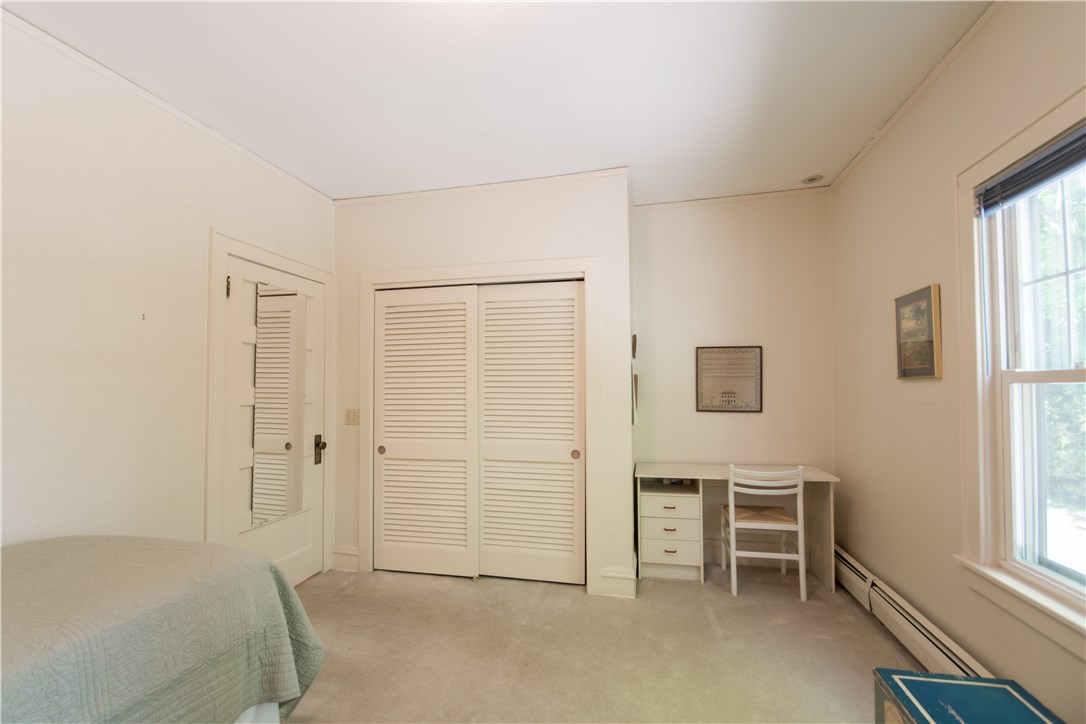 319 Washington Road Barrington, RI 02806 - Photo 23 of 31