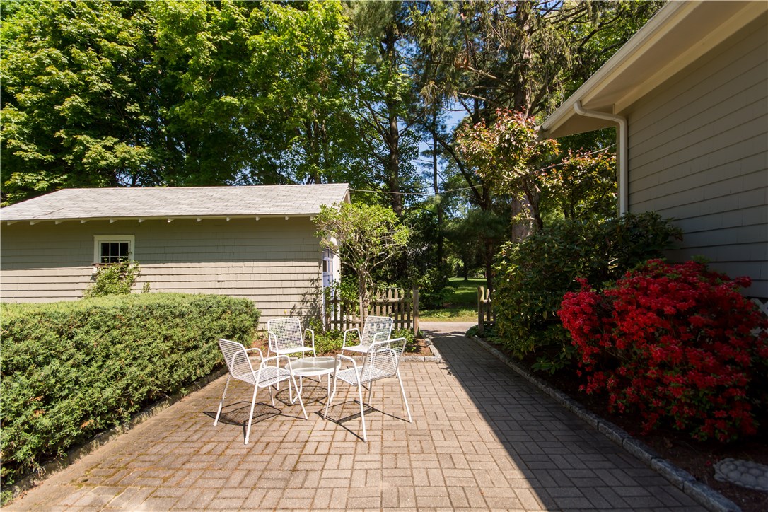 319 Washington Road Barrington, RI 02806 - Photo 27 of 31