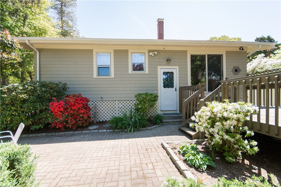319 Washington Road Barrington, RI 02806 - Photo 28 of 31
