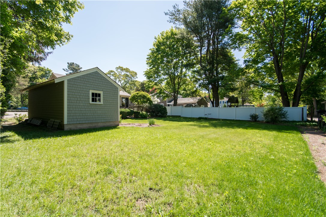 319 Washington Road Barrington, RI 02806 - Photo 29 of 31