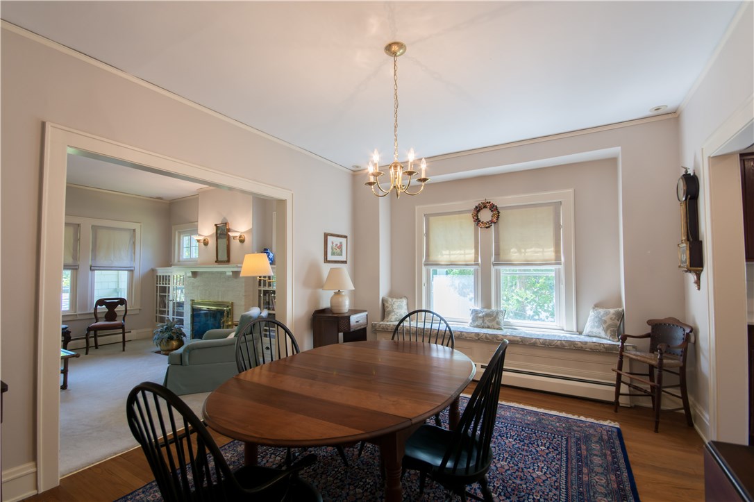 319 Washington Road Barrington, RI 02806 - Photo 9 of 31