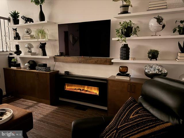 9152 Power House Road Lorton, VA 22079 - Photo 9 of 26 Gallery Image 9