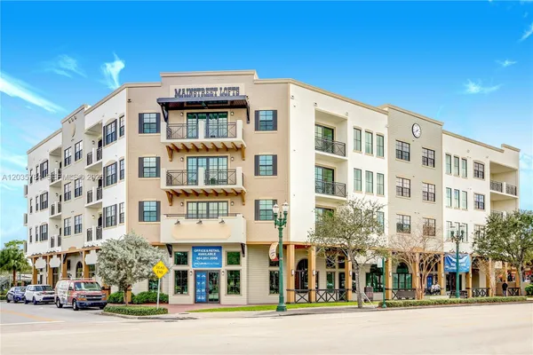 $1,700 | 4100 Davie Road, Unit 205, Davie, FL 33314