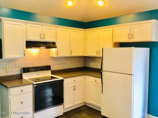 11101 Meadow Run Road Louisville, KY 40229 - Photo 12 of 45 10