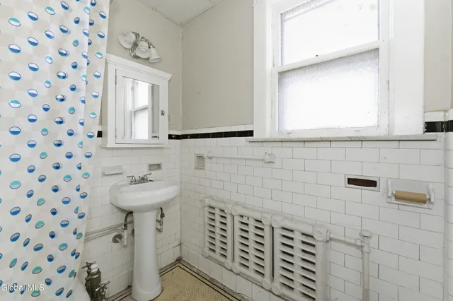 $180,000 | 148 North Pine Avenue, Albany, NY 12203