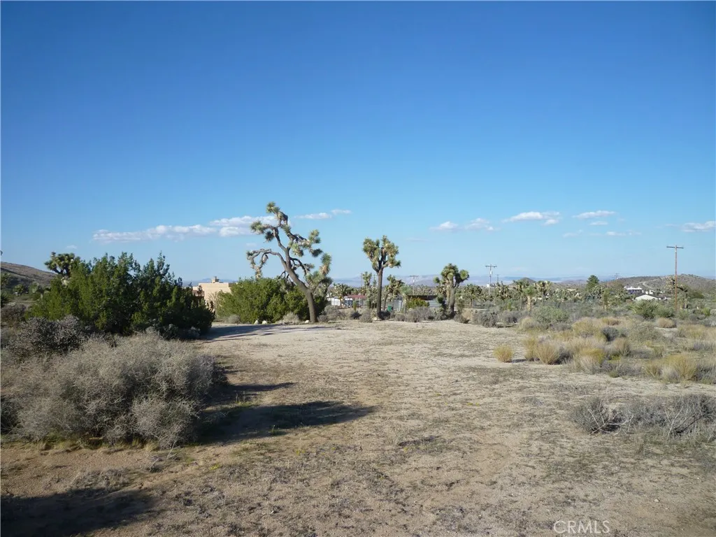 1234 Canton Street Yucca Valley, CA 92284 - Photo 26 of 27 a view of a road with a building in the background