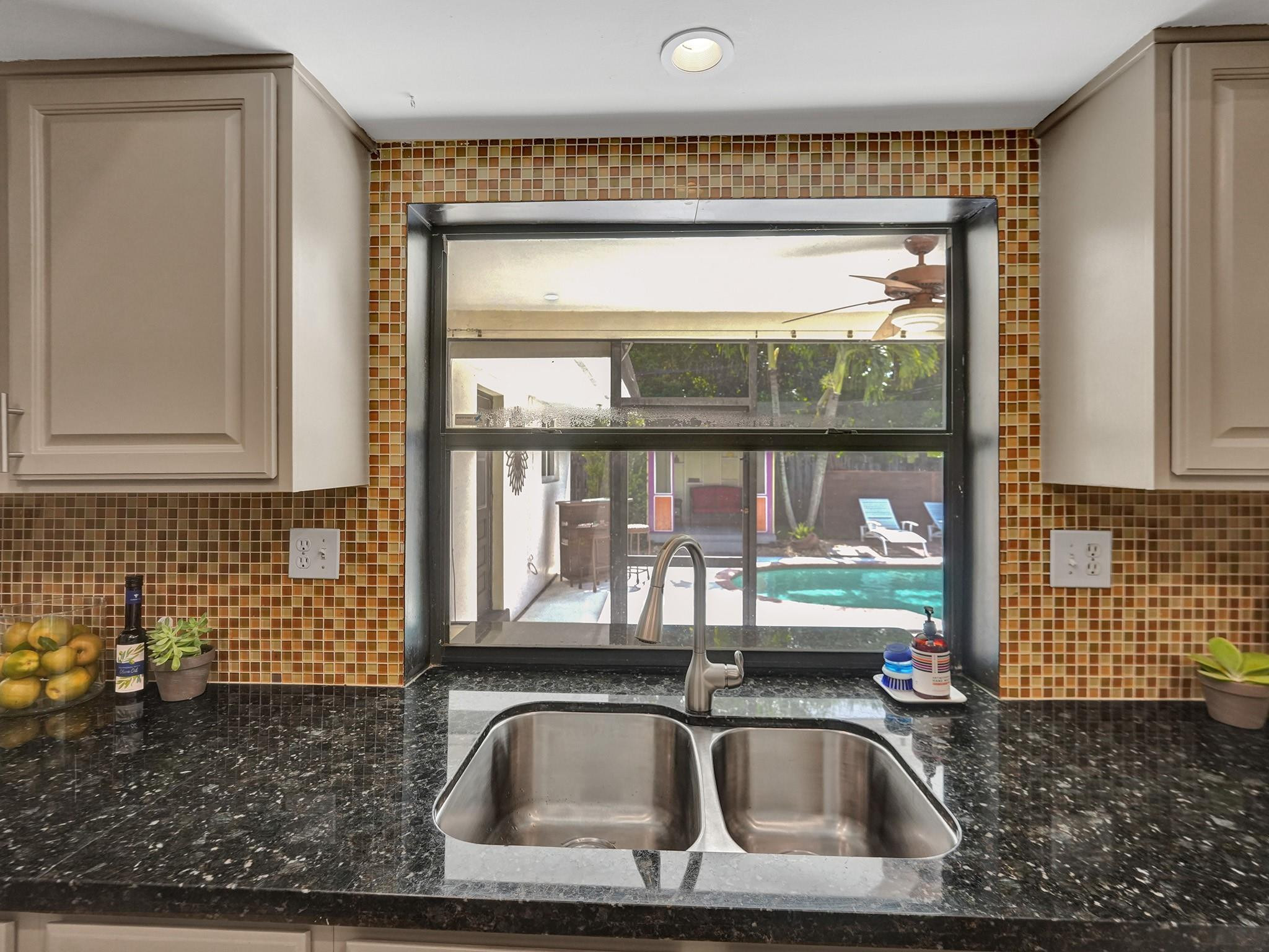 640 Ridgewood Lane Plantation, FL 33317 - Photo 11 of 60 Kitchen Pass Thru