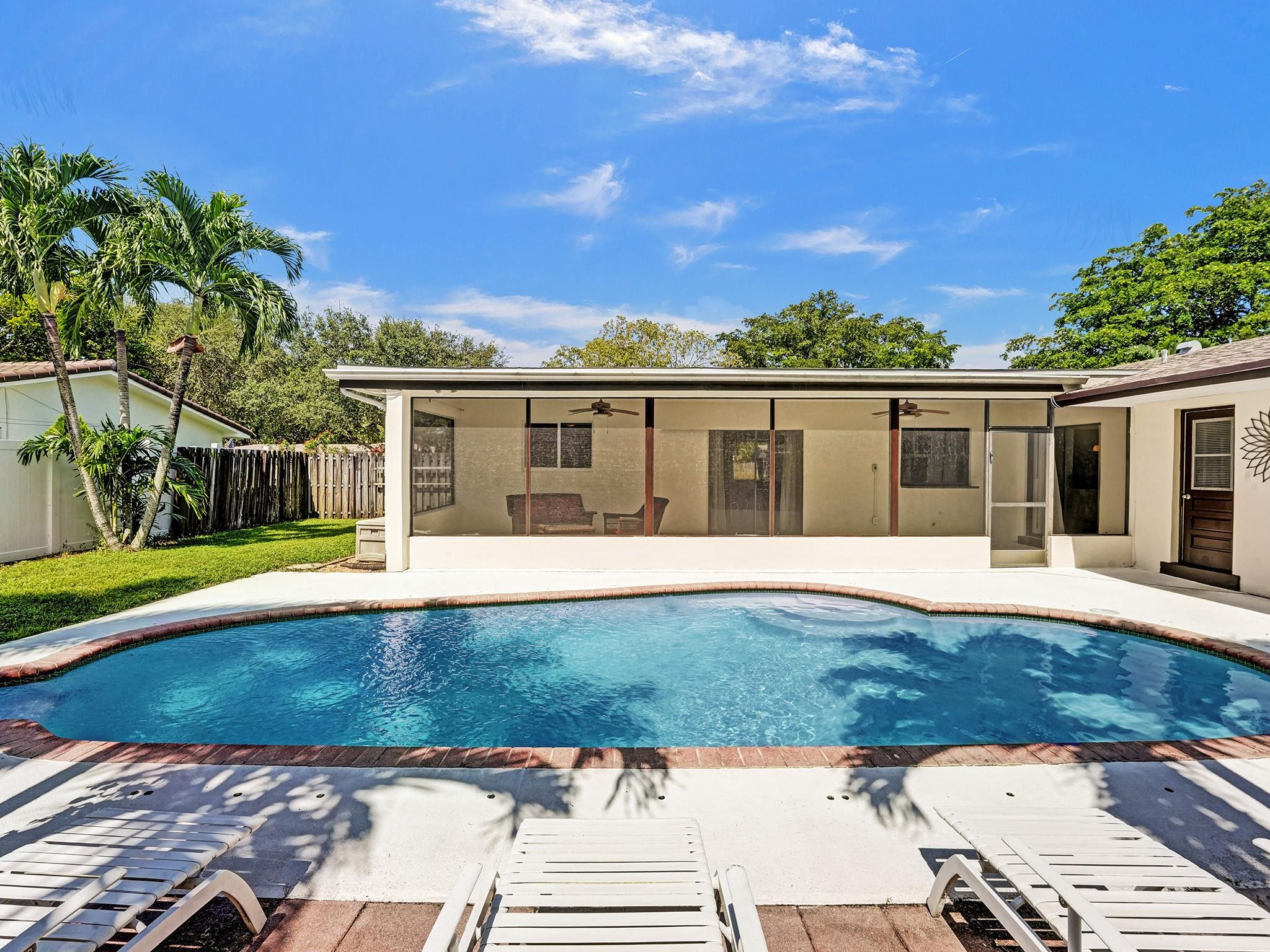 640 Ridgewood Lane Plantation, FL 33317 - Photo 40 of 60 Pool
