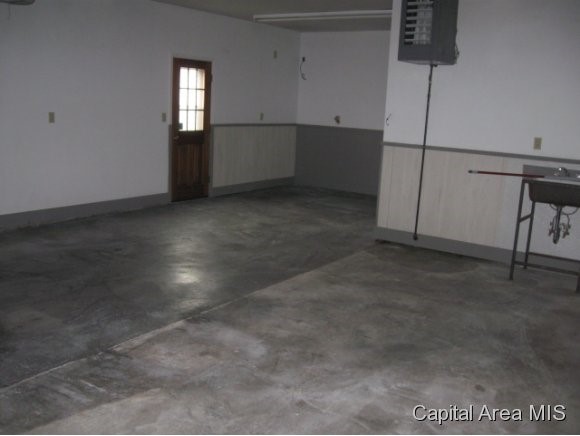 2460 Wydown Avenue Springfield, IL 62704 - Photo 18 of 20 Gallery Image 18