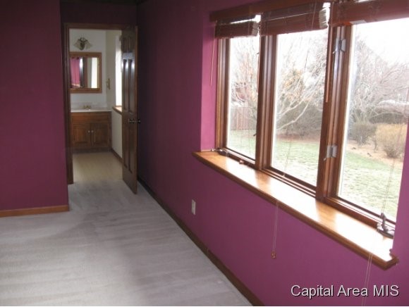 2460 Wydown Avenue Springfield, IL 62704 - Photo 6 of 20 Gallery Image 6