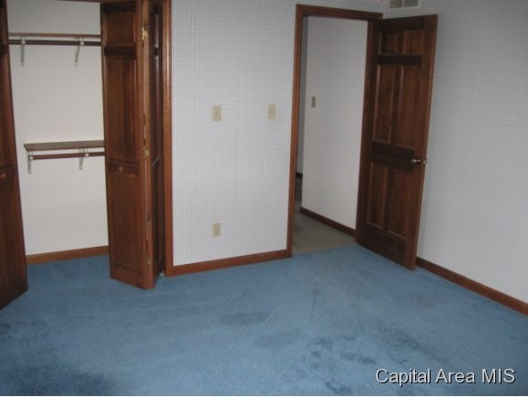 2460 Wydown Avenue Springfield, IL 62704 - Photo 9 of 20 Gallery Image 9