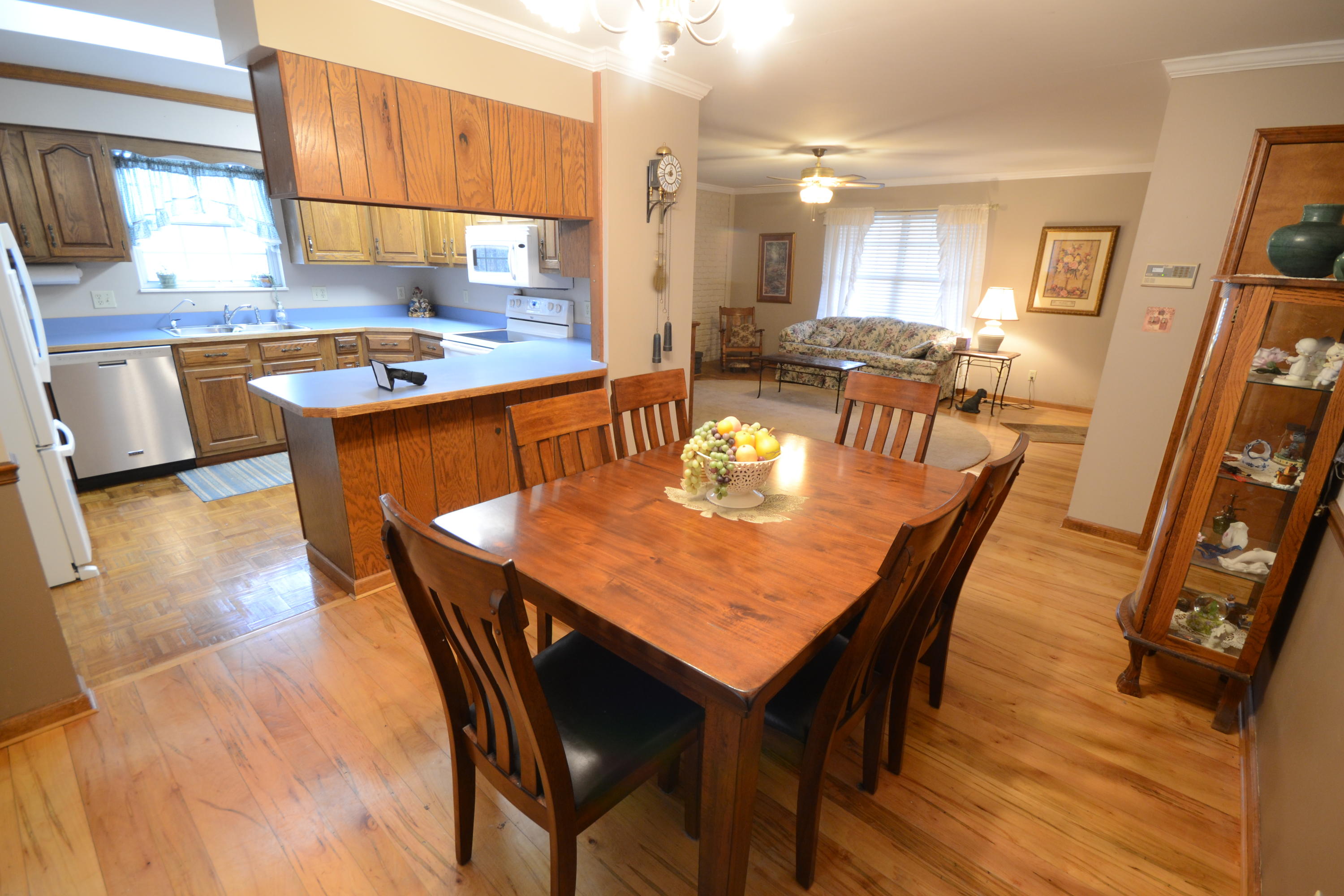 657 Island Ford Road Rocky Top, TN 37769 - Photo 3 of 20 Dining / Kit / Living Area
