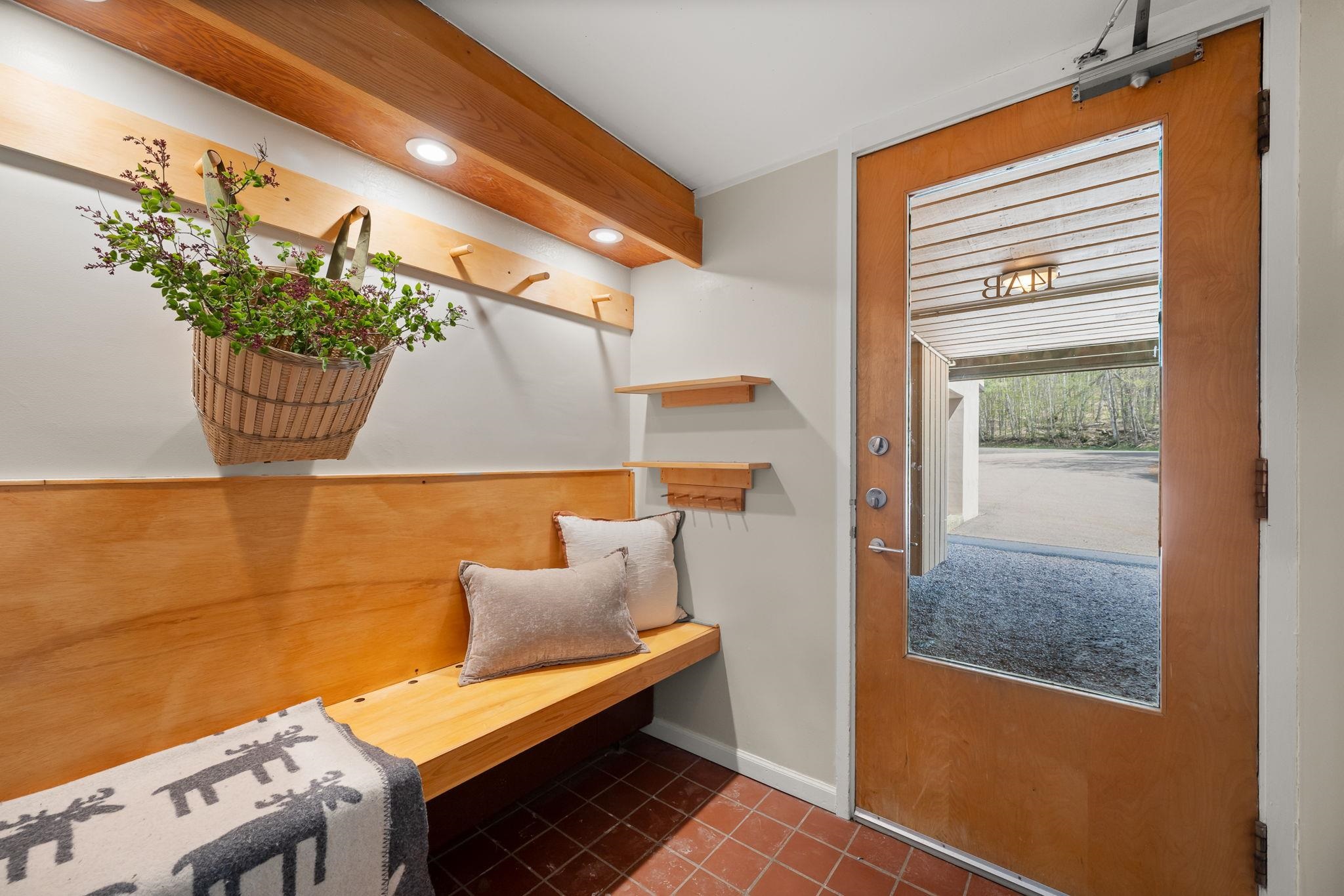 1277 Notchbrook Road, Unit 14AB Stowe, VT 05672 - Photo 8 of 49 Gallery Image 8