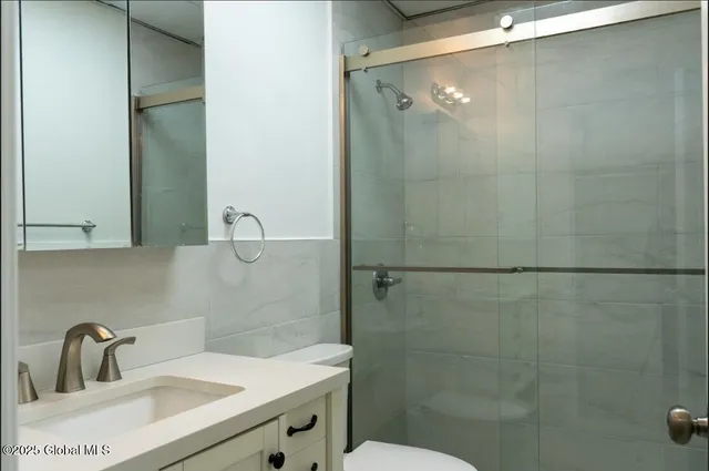 $1,350 | 195 South Broadway, Unit 8, Saratoga Springs, NY 12866